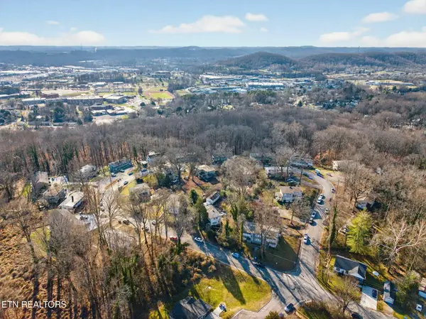 147 Waddell Circle, Oak Ridge, TN 37830