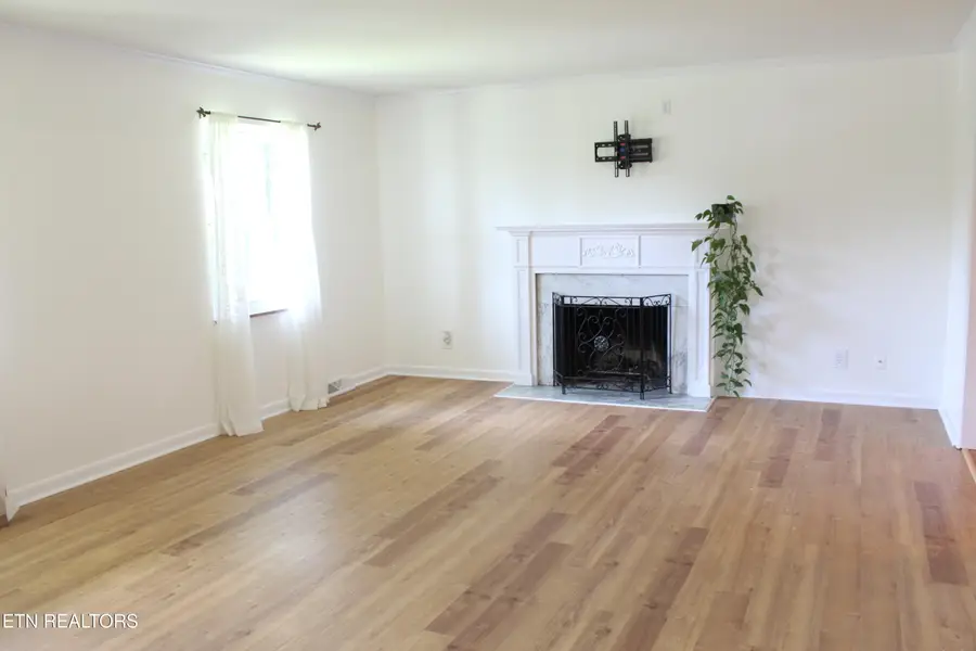 1604 Cherrybrook Drive, Knoxville, TN 37912 - #2