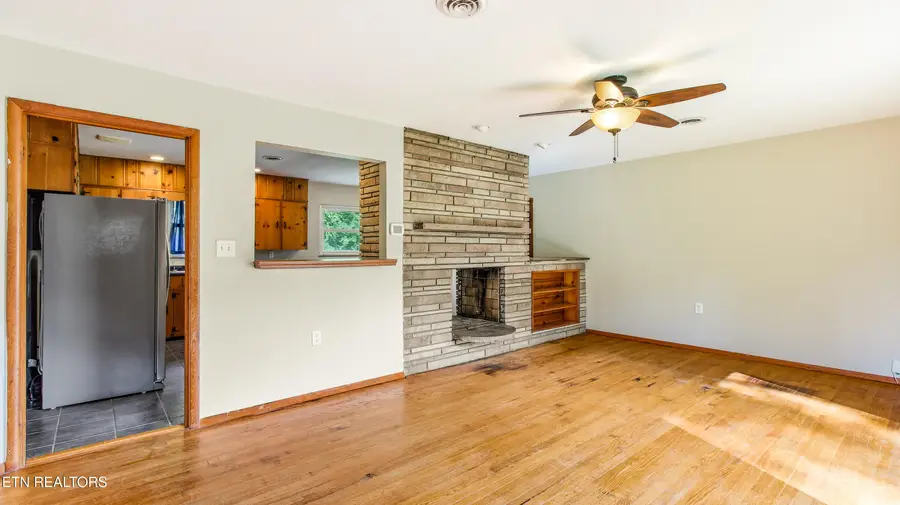 5711 Cilla Rd, Knoxville, TN 37920 - #3