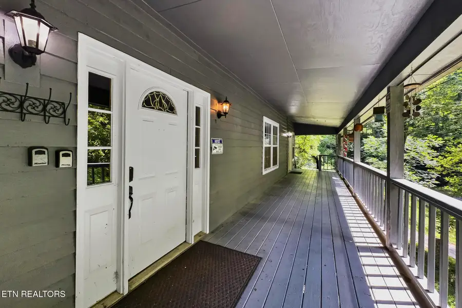 2685 S Clear Fork Rd, Sevierville, TN 37862 - #3