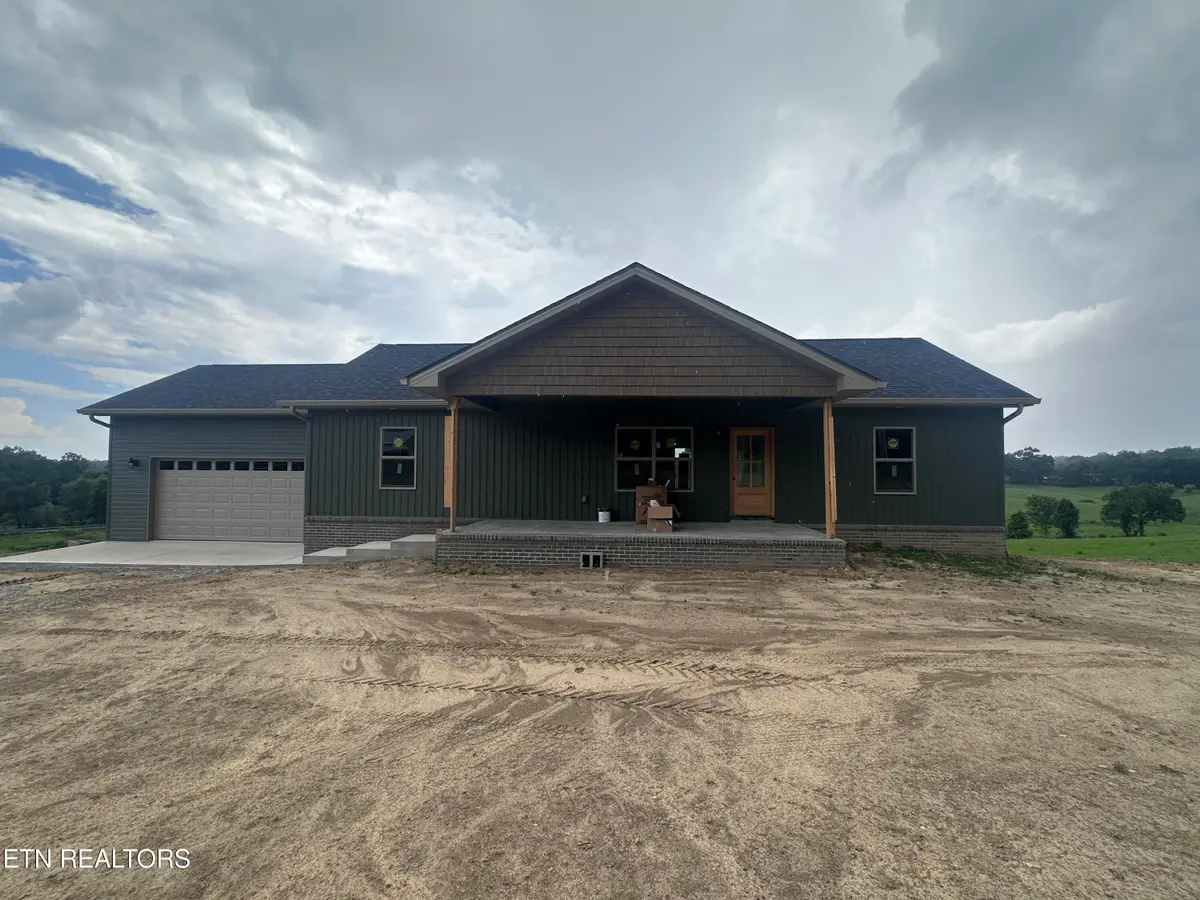 934 Allardt Hwy, Jamestown, TN 38556 - #1