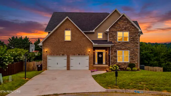705 Huntcliff Lane, Knoxville, TN 37922