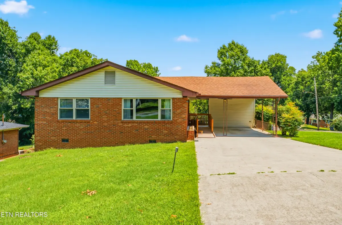 415 Woodland Drive, Clinton, TN 37716 - #1