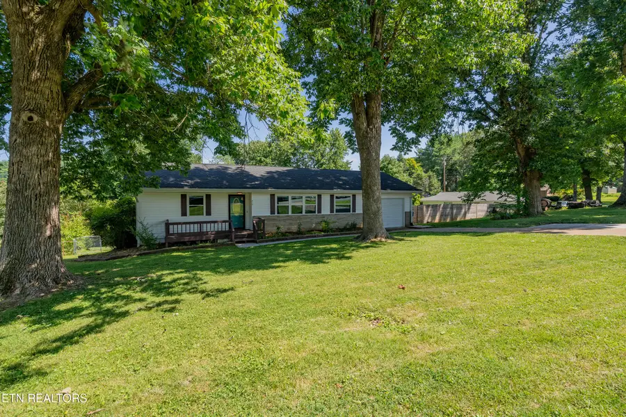 412 Woodland Drive, Clinton, TN 37716 - #3