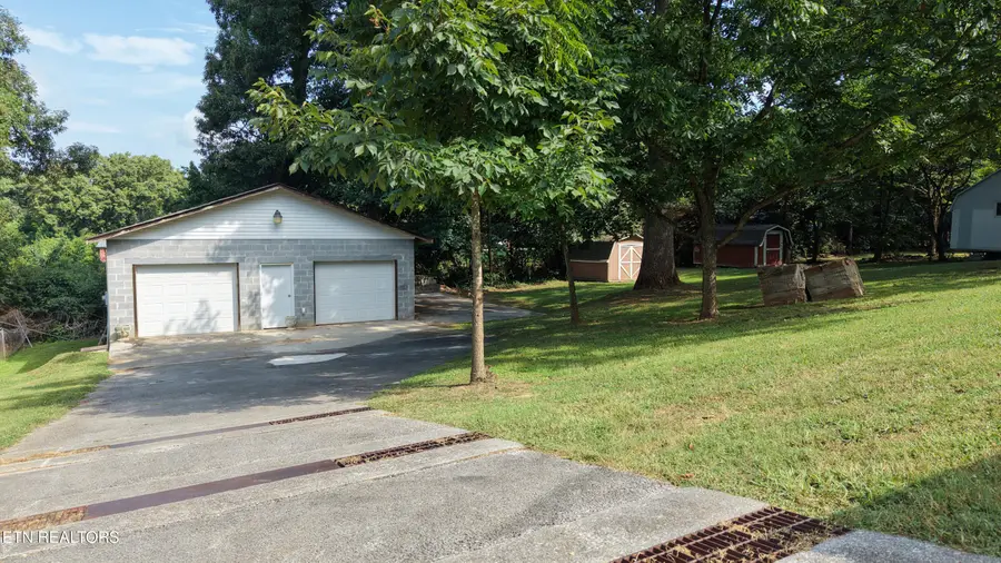 2919 W Woodbine Drive, Maryville, TN 37803 - #3