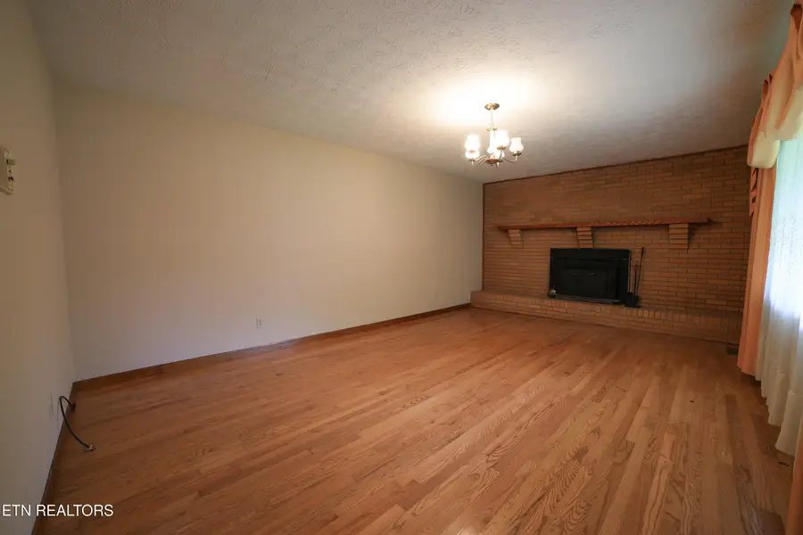 160 Rector Drive, Harrogate, TN 37752 - #3