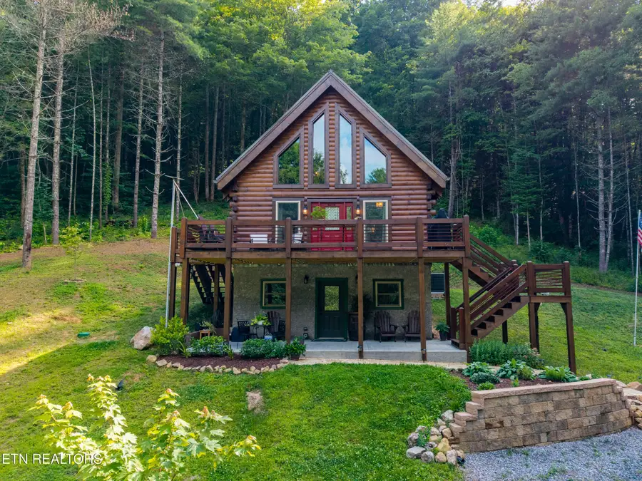 3336 Waldens Creek Rd, Sevierville, TN 37862 - #2