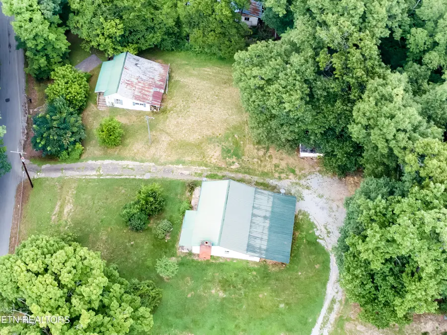 2518 Roseberry Rd, Mascot, TN 37806 - #2