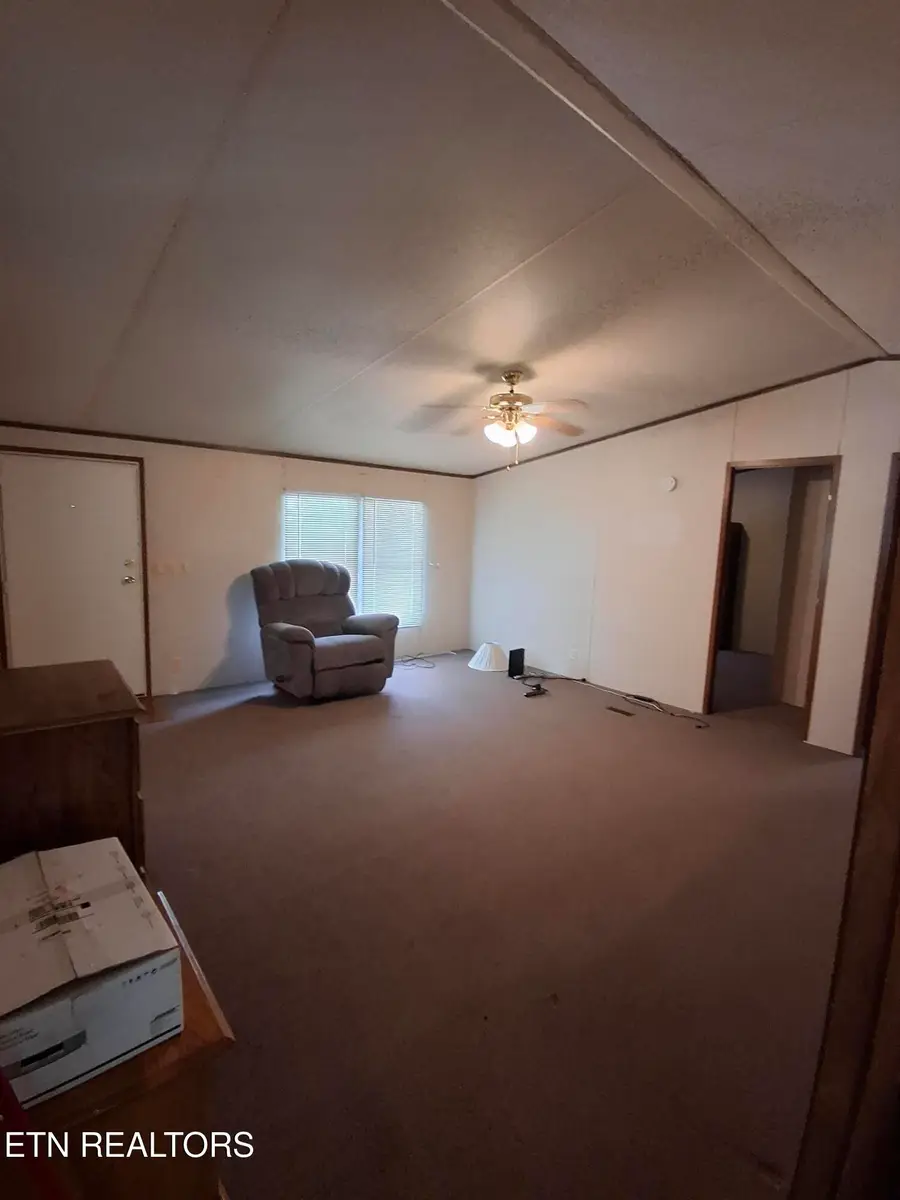 418 Mountain View Rd, Robbins, TN 37852 - #2