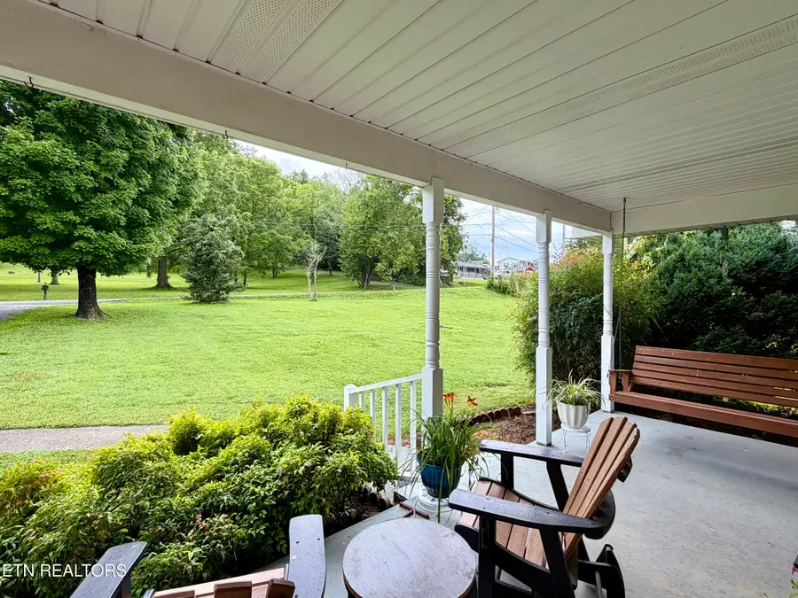 371 Pinecrest Rd, Jacksboro, TN 37757 - #3