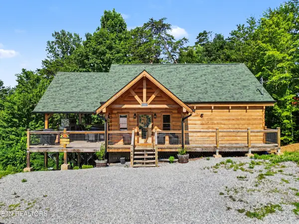 1448 Red Cedar Lane, Sevierville, TN 37876