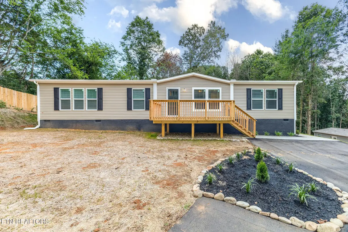 800 Matlock Tr, Loudon, TN 37774 - #1