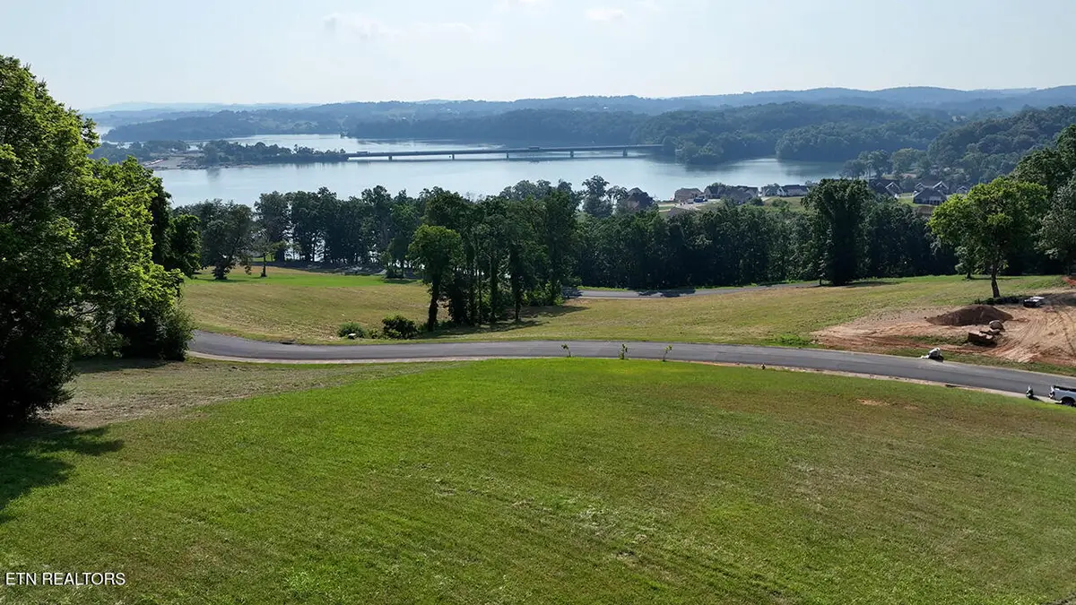 2429 Starboard Crest Rd, Morristown, TN 37814 - #1