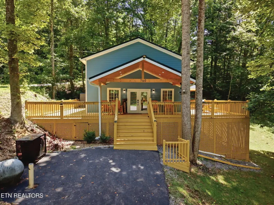 760 Boone Acres Lane, Pigeon Forge, TN 37863 - #2
