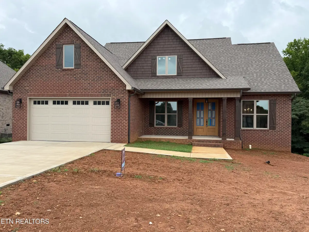 1173 Cheyenne Blvd, Lenoir City, TN 37772 - #1
