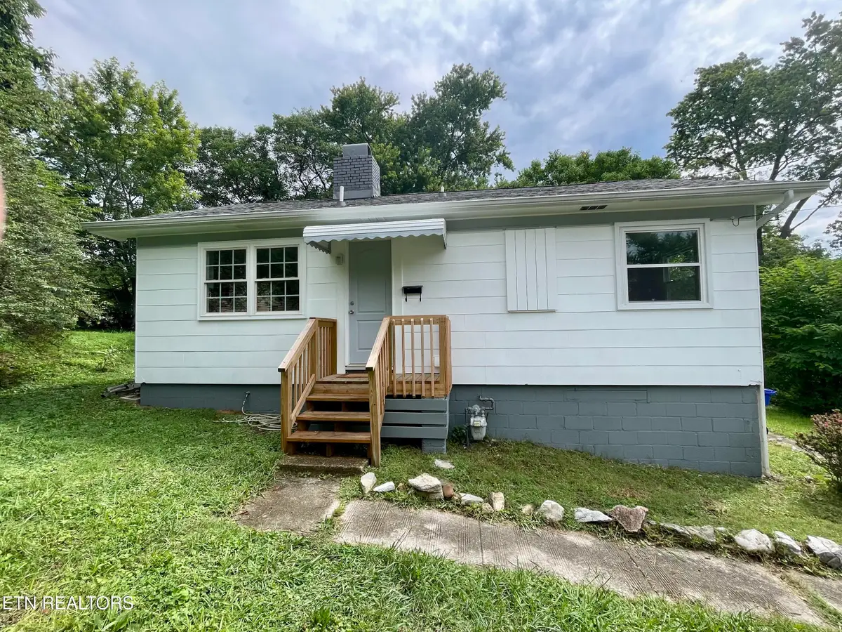 104 Vista Rd, Oak Ridge, TN 37830 - #1