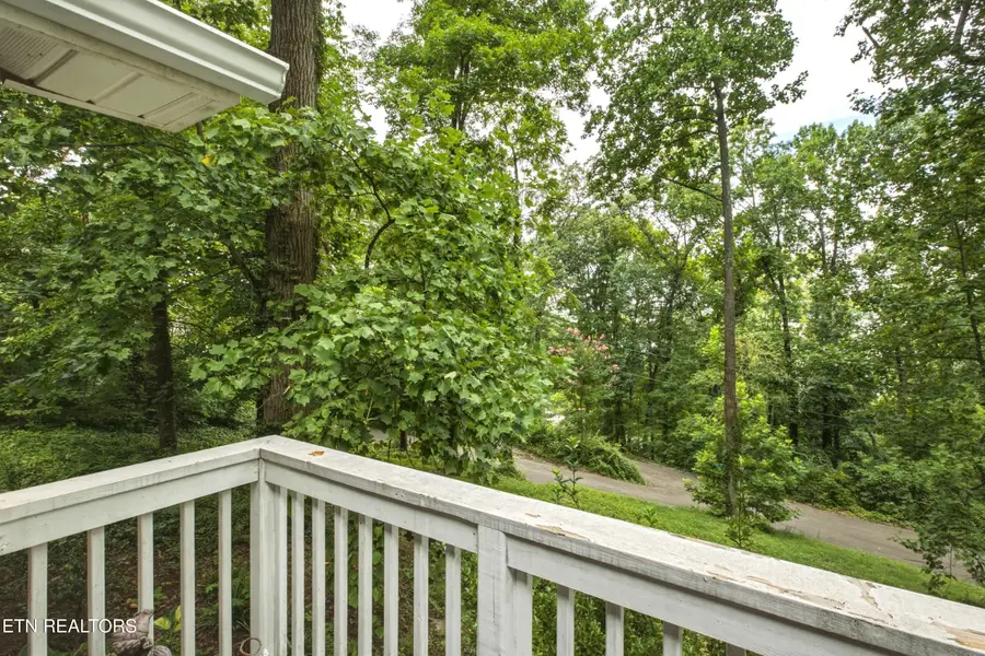 615 Hemlock Rd, Knoxville, TN 37919 - #3