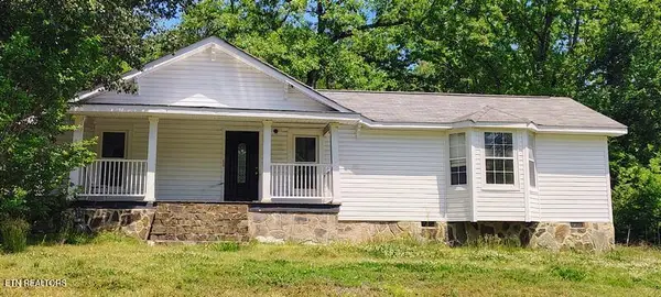 1421 Garrison Rd, Dayton, TN 37321