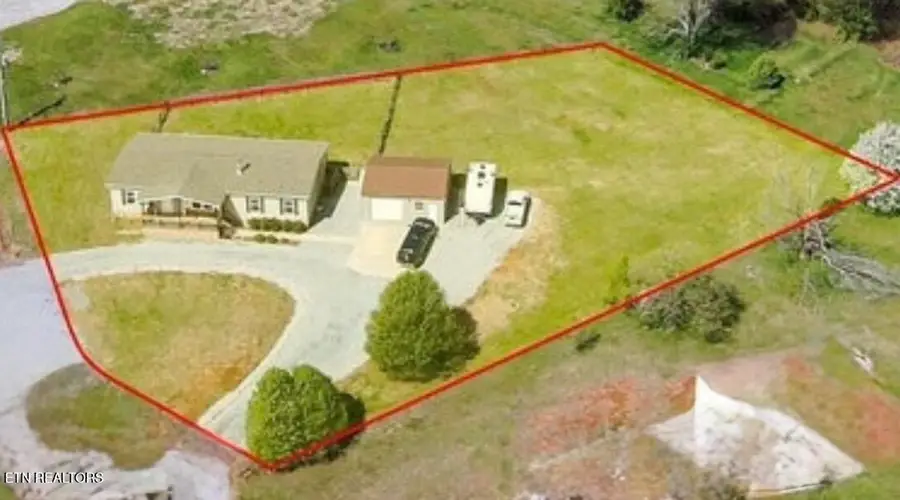 211 S Springview Rd, Maryville, TN 37801 - #3