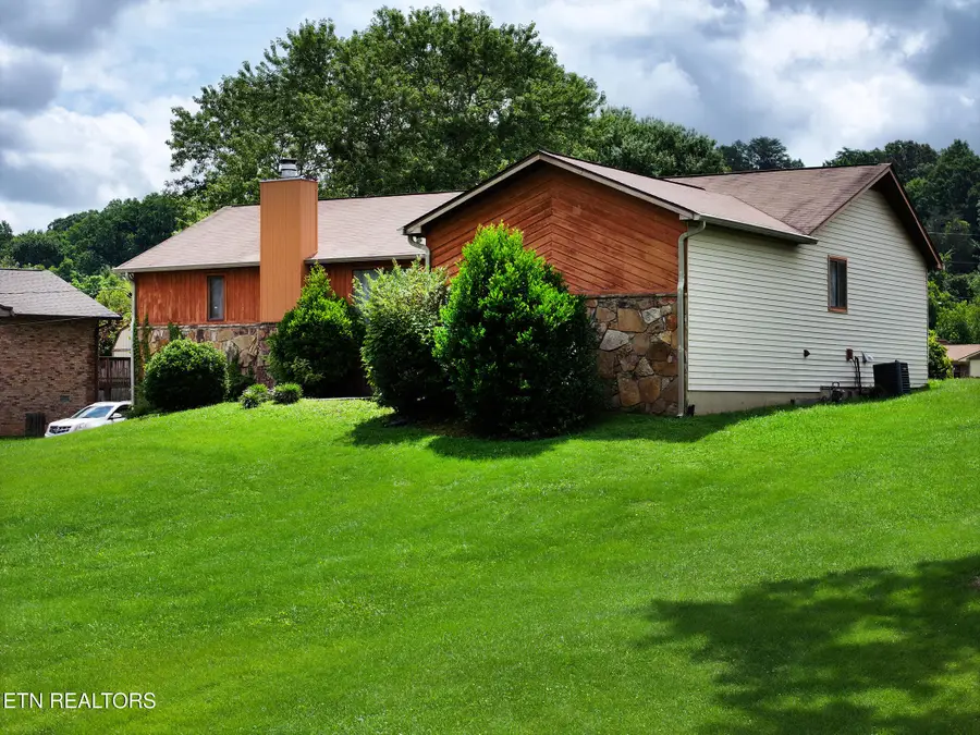 1816 River Shores Drive, Knoxville, TN 37914 - #2