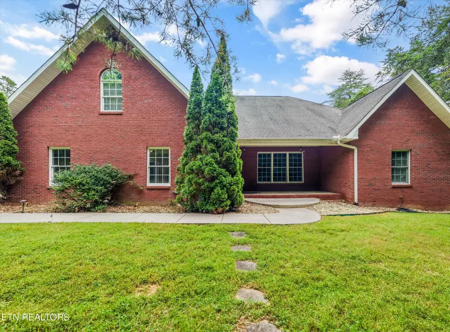 3727 Fox Creek Rd, Louisville, TN 37777 - #2