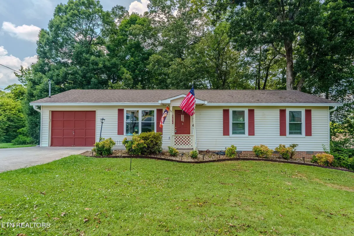 1717 Jett Rd, Maryville, TN 37804 - #1
