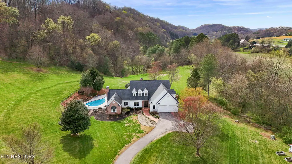 2740 Mccammon Rd, Rockford, TN 37853 - #1