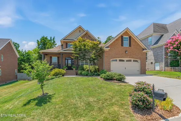 1313 Woodland Ridge Lane, Knoxville, TN 37919