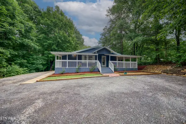 1116 Middle Ridge Rd, Sevierville, TN 37862