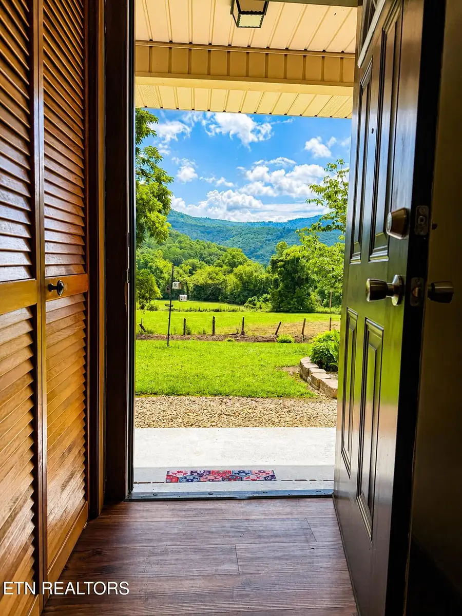 7914 Brimstone Rd, Robbins, TN 37852 - #2