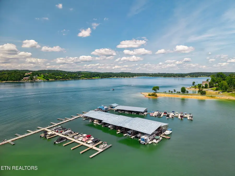 2201 Majestic Circle, Dandridge, TN 37725 - #3