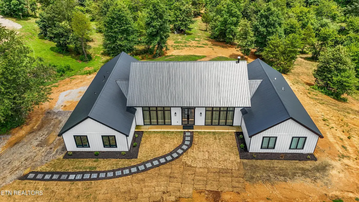11922 E Watkins Rd, Loudon, TN 37774 - #1