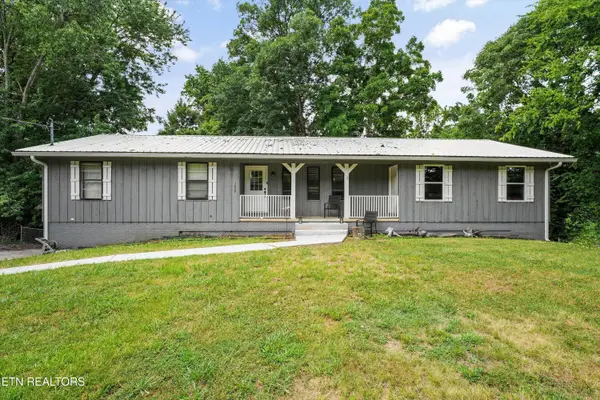 1659 Middlesettlements Rd, Maryville, TN 37801