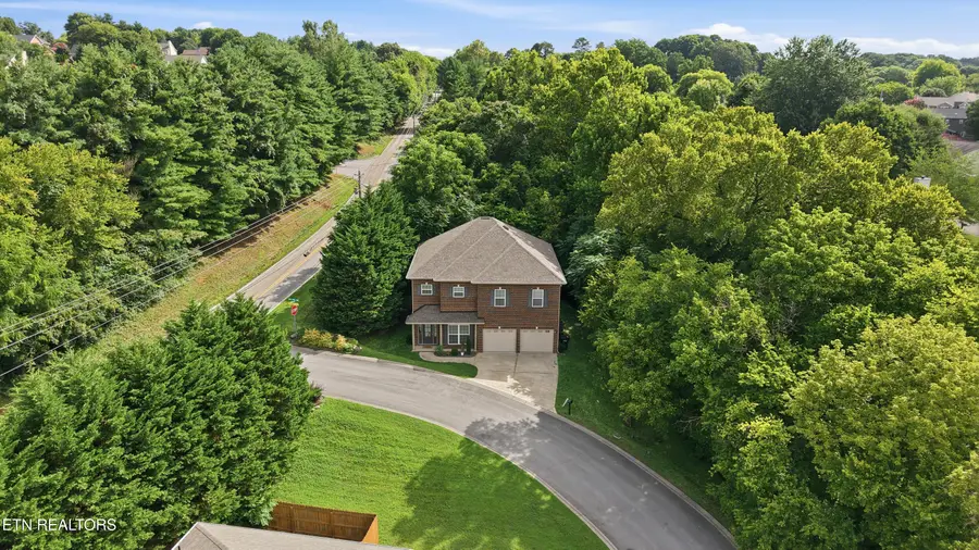 9704 Wind Creek Way, Knoxville, TN 37922 - #2
