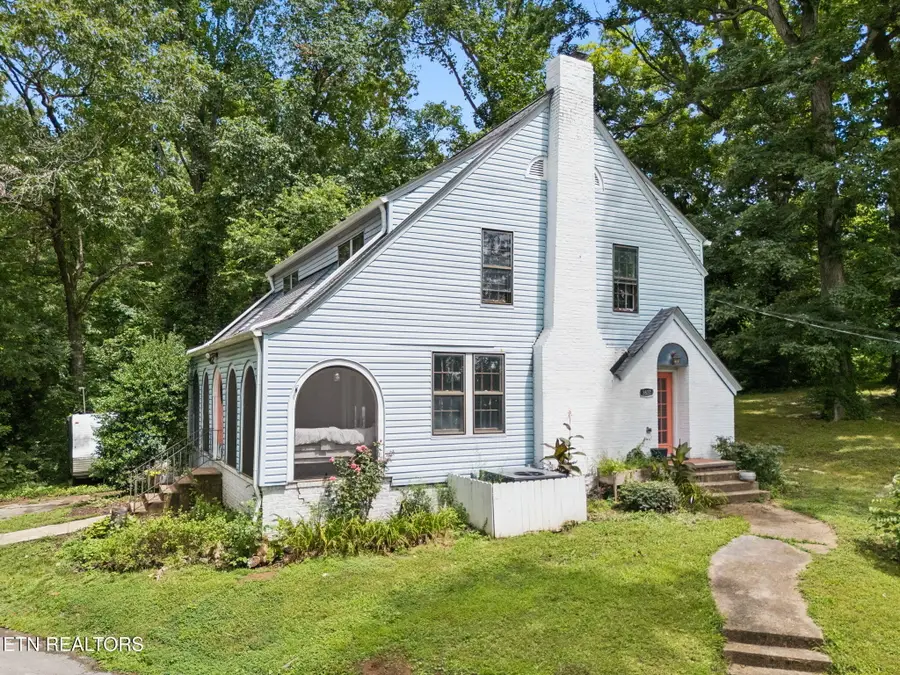 3837 Bonnie View Ave, Knoxville, TN 37914 - #3
