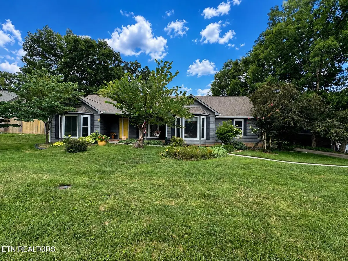 3216 Roanoke Circle, Knoxville, TN 37920 - #1