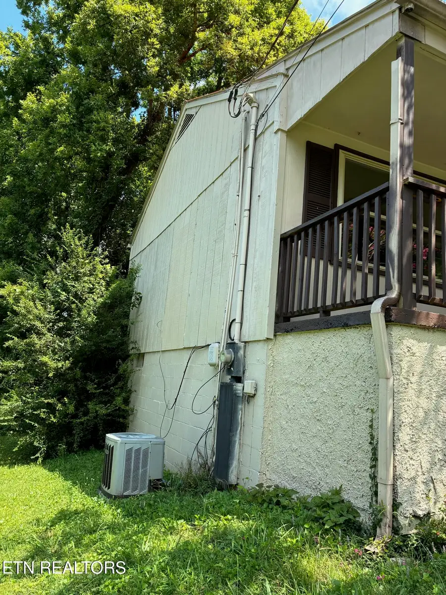 2533 Seaton Ave, Knoxville, TN 37920 - #3