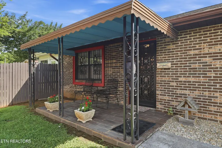 3205 Lansing Ave, Knoxville, TN 37914 - #3
