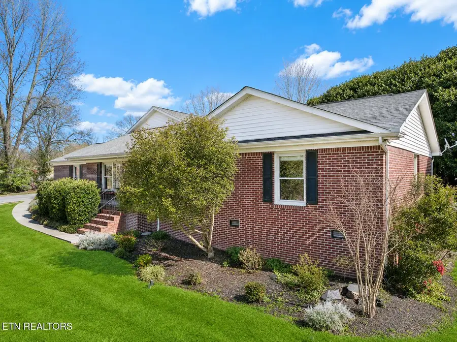 603 Lansdale Drive, Maryville, TN 37803 - #2