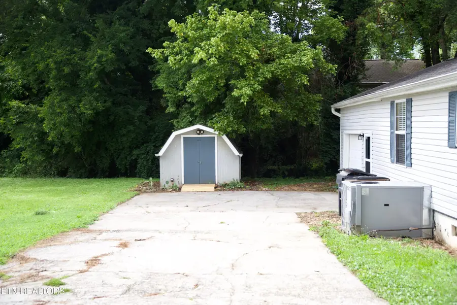 800 E Inskip Drive, Knoxville, TN 37912 - #3