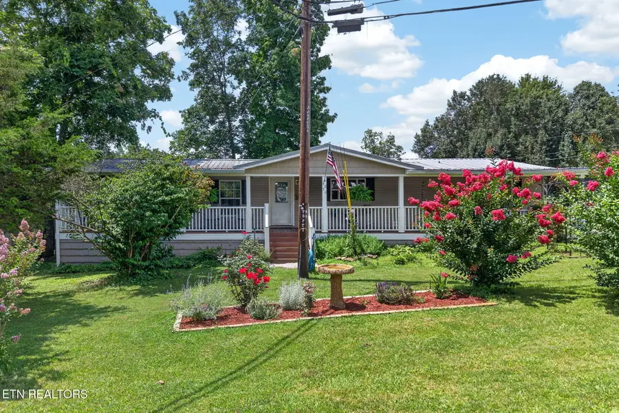 9256 Cherokee Tr, Crossville, TN 38572 - #2