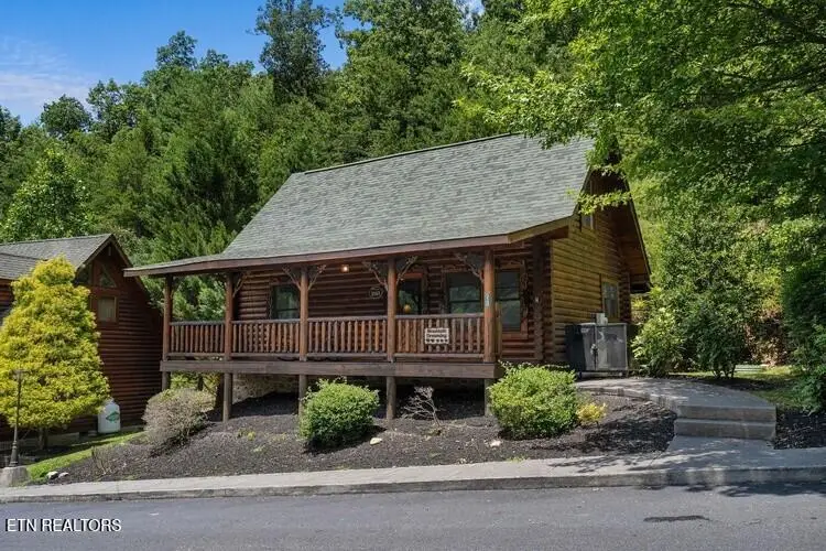 3143 Smoky Ridge Way, Sevierville, TN 37862 - #1
