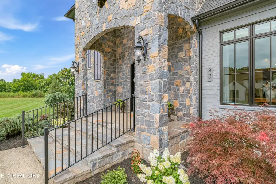 367 Barnsley Rd, Farragut, TN 37934 - #3
