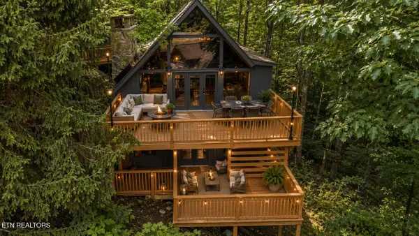 929 Stans Court, Gatlinburg, TN 37738