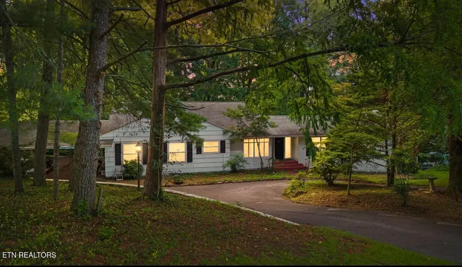 124 Orchard Circle, Oak Ridge, TN 37830 - #2