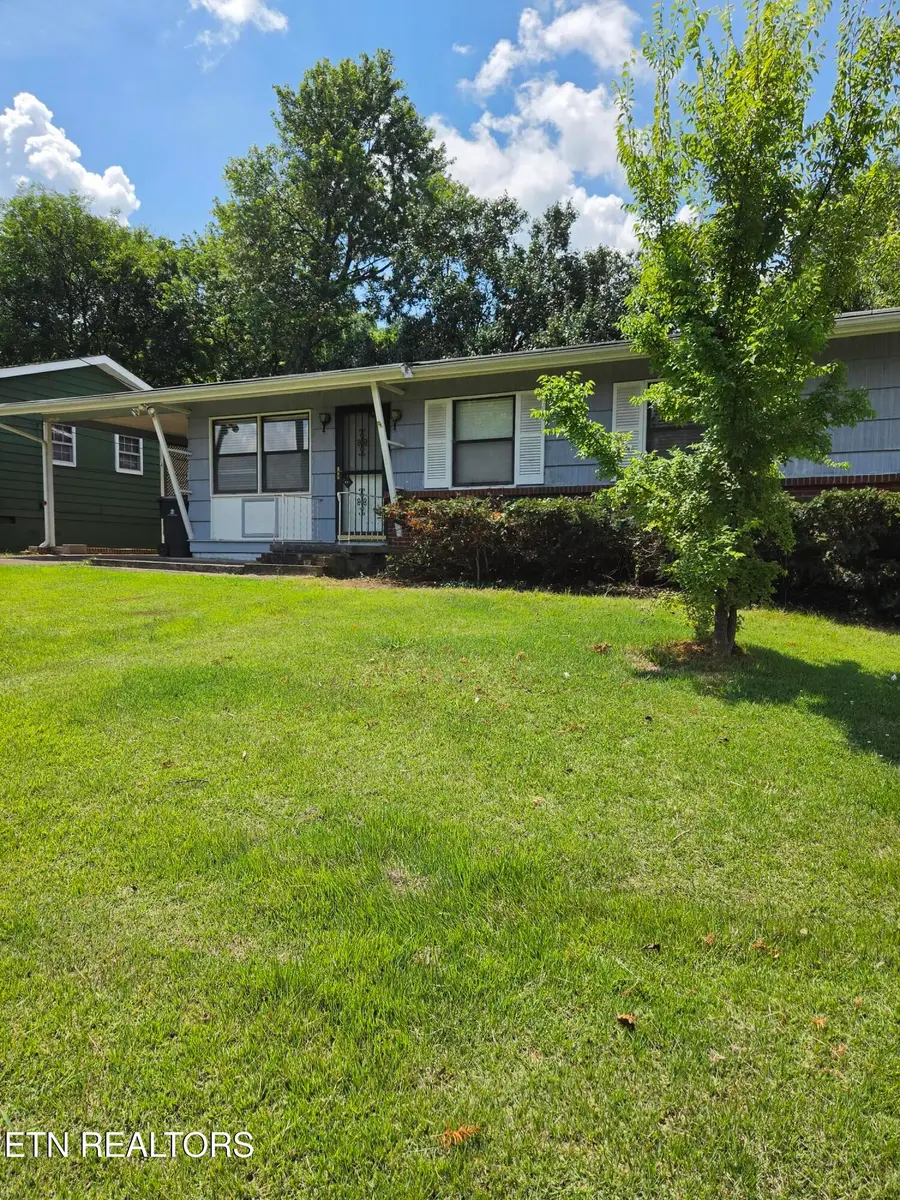 2246 W Gilbert Lane, Knoxville, TN 37920 - #2