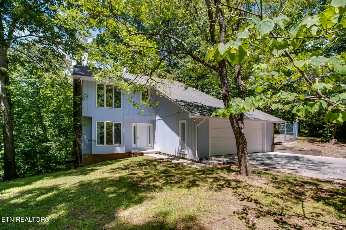 1560 Bluebird Cove Lane, Sevierville, TN 37862 - #1