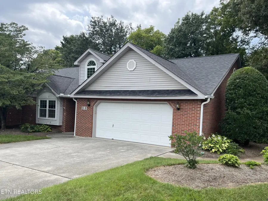 4125 Woodlawn Pike #D9, Knoxville, TN 37920 - #2