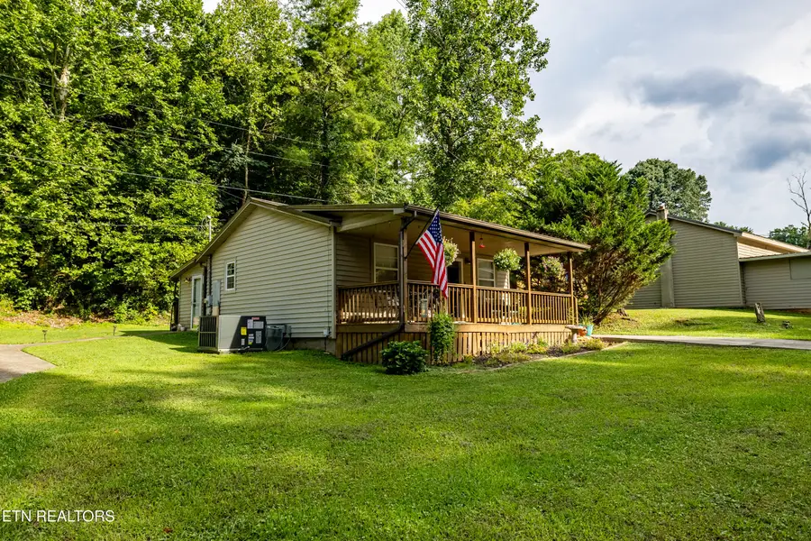3424 Mutton Hollow Rd, Maryville, TN 37803 - #2