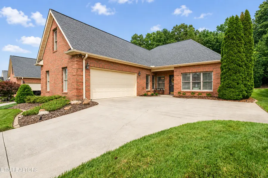 170 Valleyview Drive, Lenoir City, TN 37772 - #3